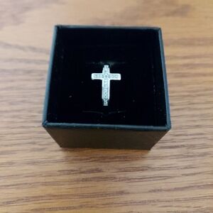 STERLING SILVER CROSS RING